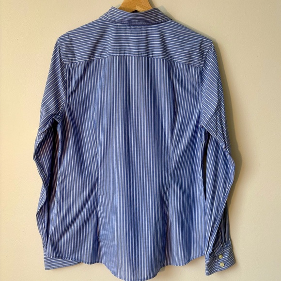 Women’s Banana Republic Blue/White Striped Non-Iron Fitted Shirt, Size 14 - Picture 2 of 6
